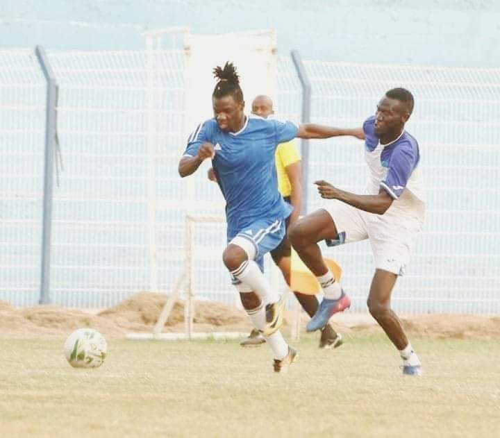سونغاني يطالب الهلال بتحديد مصيره