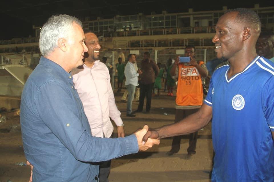 الهلال يقدم مدربه  زوران للإعلام غدا الخميس