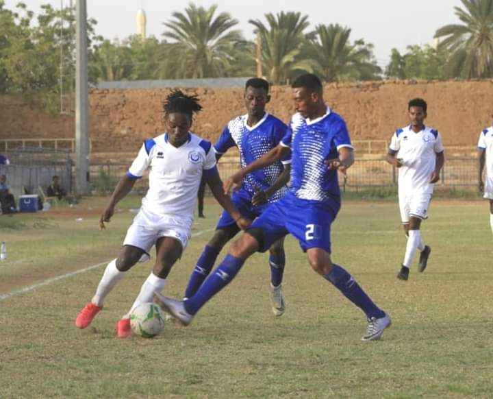 الهلال يتعثر بالتعادل السلبي أمام الشرطة القضارف