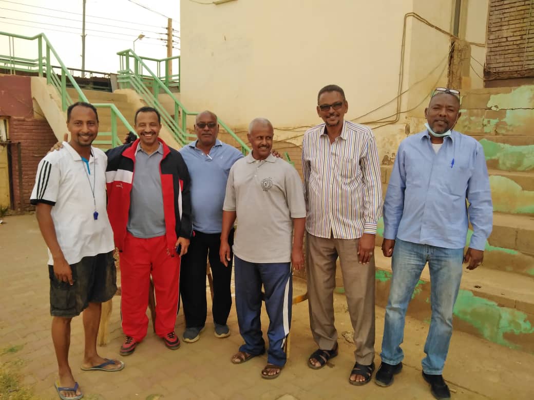 وزارة الشباب والرياضة تتكفل بمعسكر منتخب الطائرة الشاطئية