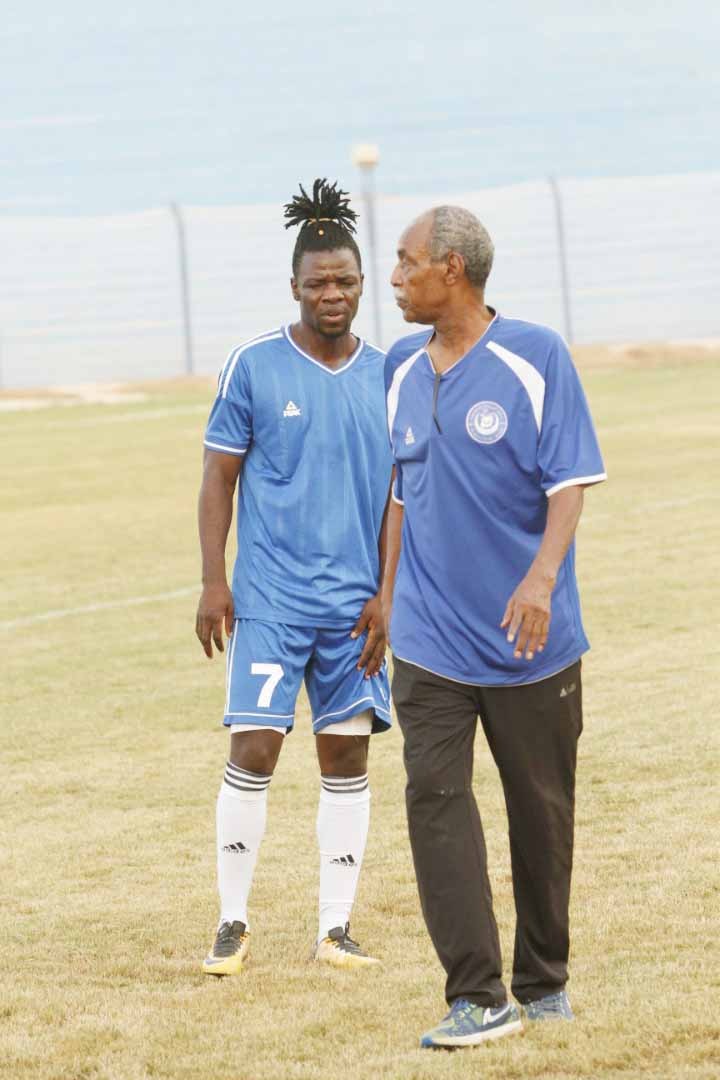 الهلال يصرف النظر عن سونغاني 