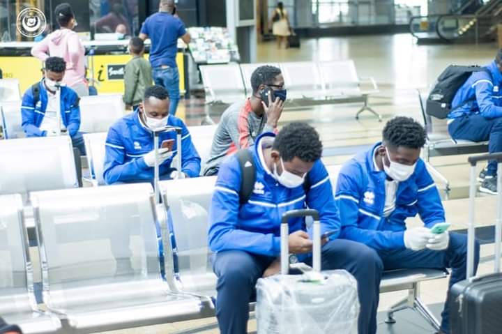 بعثة الهلال تصل جوهانسبيرج والسلطات ترفض دخول مدرب الاحمال