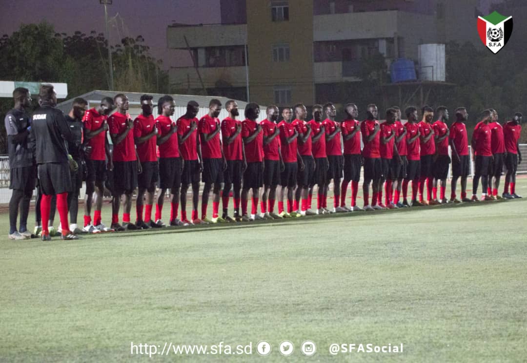 المنتخب الوطني الأول لكرة القدم يؤدي ثالث تدريباته