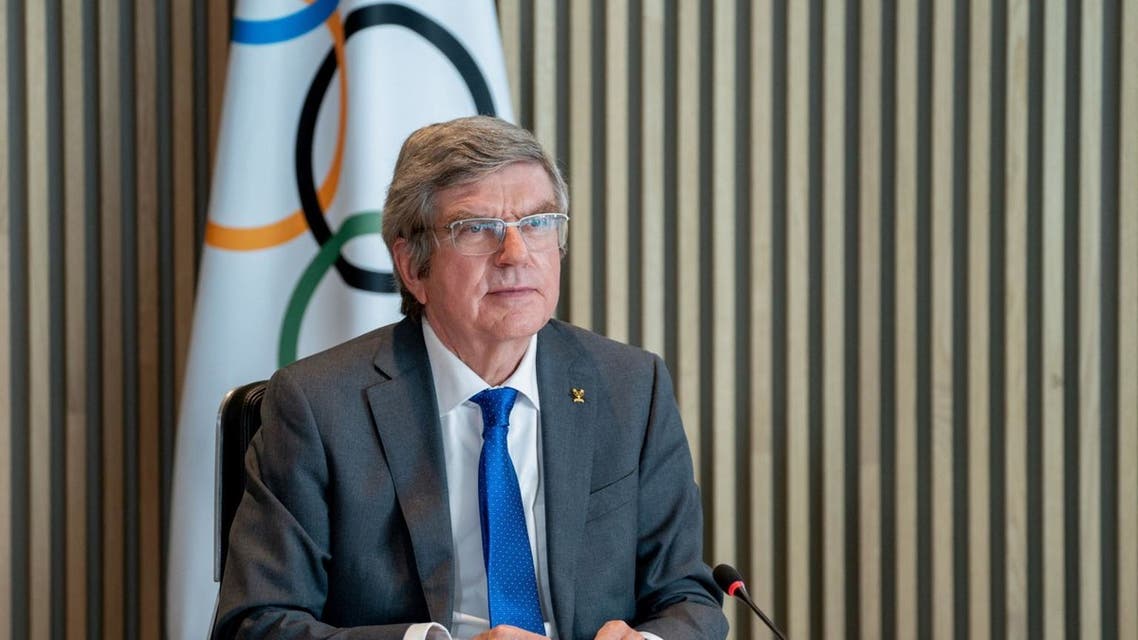 رئيس اللجنة الأولمبية الدولية يصل إلى طوكيو لحضور دورة الألعاب الأولمبية