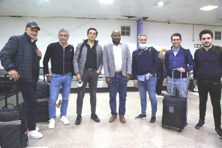 مدرب الهلال ريكاردو وطاقمه المعاون في الخرطوم