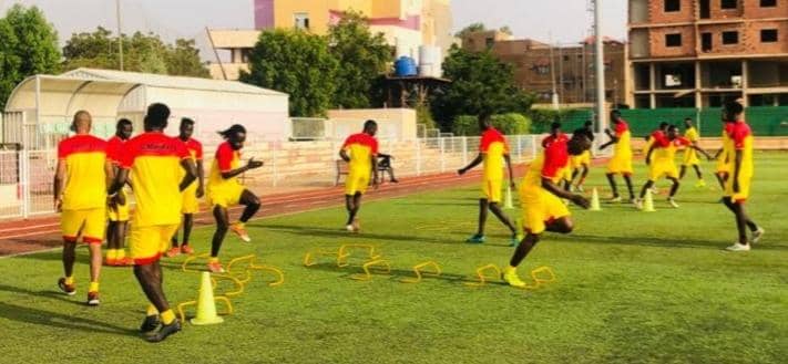 الأمانة العامة ولجنة المسابقات بإتحاد كرة القدم تشرعان في الترتيب لتتويج المريخ 
